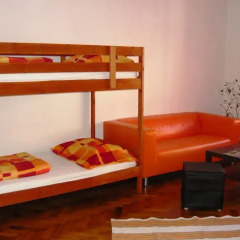 Boomerang Hostel and Apartments Кровать в общем номере с двухъярусной кроватью фото 5
