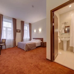 Гостиница SOLO Na Bolshoj Moskovskoj 1 Guest house Стандартный номер с различными типами кроватей фото 2