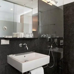 The Bank Hotel 3* Стандартный номер с двуспальной кроватью фото 8