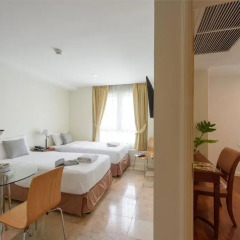 Апартаменты Sabai Sathorn Service Apartment 4* Семейный люкс фото 2