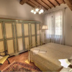 Отель Villaggio Paradiso casa vacanze Монтеварчи комната для гостей фото 5