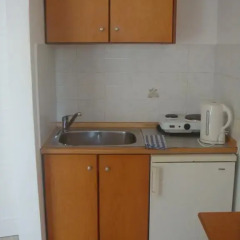 Отель Elpida Beach Studios Студия с различными типами кроватей фото 8