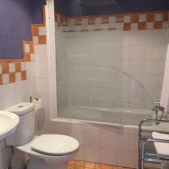 Отель Apartamentos Alquitara ванная