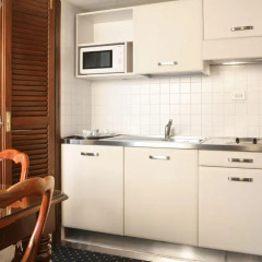 Отель Aldrovandi Residence City Suites 4* Улучшенная студия с различными типами кроватей фото 6