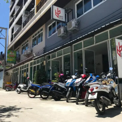 Bedbox Guesthouse & Hostel парковка