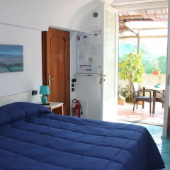 Отель Edenholiday Casa Vacanze Минори комната для гостей фото 5