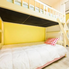 Kpopstarz Guesthouse - Caters to Women (отель для женщин) парковка