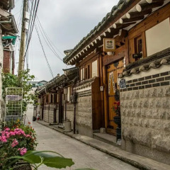 Отель Yeonwoo Guesthouse Стандартный семейный номер с двуспальной кроватью фото 2