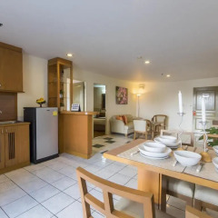 Отель B.U. Place 4* Люкс