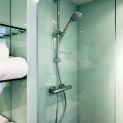 Отель Holiday Inn London - Luton Airport 3* Стандартный номер с различными типами кроватей фото 7