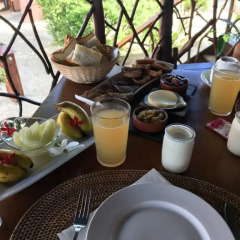 Отель Hôtel La Pirogue Api питание