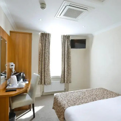 Отель Bayswater Inn в номере