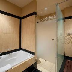 Gran Hotel Elba Estepona Thalasso & Spa 5* Номер категории Премиум с различными типами кроватей