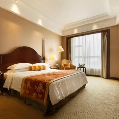 Grand Royal Hotel 4* Номер Бизнес с разными типами кроватей фото 4