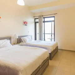 Отель Yanjoon Holiday Homes - JBR Amwaj 4 комната для гостей фото 3
