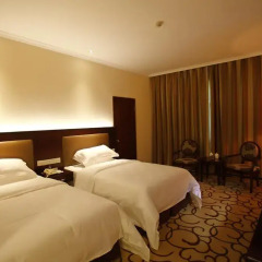 Guangzhou Carefree Hotel 3* Номер Бизнес с 2 отдельными кроватями