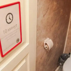 Velikiy Hostel сейф в номере