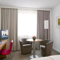 Отель Novotel Düsseldorf City West комната для гостей фото 3