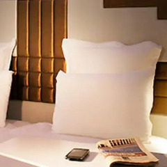Отель Mercure Paris Opéra Faubourg Montmartre сейф в номере