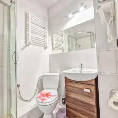 Отель TTrooms 3* Стандартный номер с различными типами кроватей фото 20