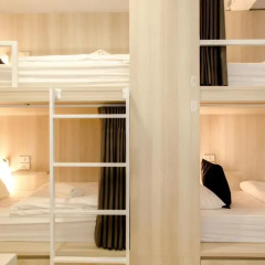 Everyday Sunday Social Hostel Кровать в общем номере с двухъярусной кроватью фото 2