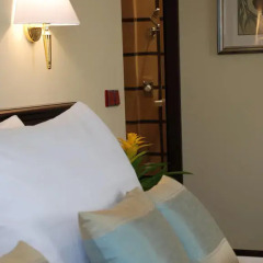 Ea Hotel Downtown 4* Стандартный номер фото 3