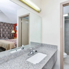 Отель Americas Best Value Inn - North Nashville/Goodlettsville 2* Стандартный номер с различными типами кроватей фото 2