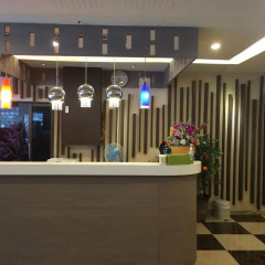 Отель Three Seasons Place интерьер отеля