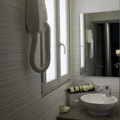 Отель Best Western Prince Montmartre 3* Стандартный номер с различными типами кроватей фото 10
