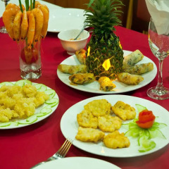 Отель Halong Golden Lotus Cruise Вьетнам, Халонг - отзывы, цены и фото номеров - забронировать отель Halong Golden Lotus Cruise онлайн питание