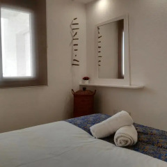 Отель Vista Roses Mar - Apartamento con Piscina Испания, Курорт Росес - отзывы, цены и фото номеров - забронировать отель Vista Roses Mar - Apartamento con Piscina онлайн комната для гостей