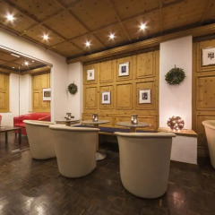Отель Europa -St. Moritz Швейцария, Санкт-Мориц - отзывы, цены и фото номеров - забронировать отель Europa -St. Moritz онлайн гостиничный бар