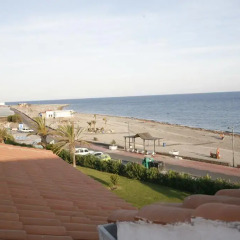 Hotel ELE La Perla пляж