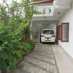 Отель Bentota Home Stay банкомат