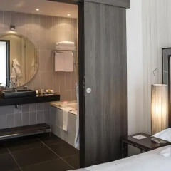 Отель Hôtel Le Canberra - Hôtels Ocre et Azur удобства в номере фото 2