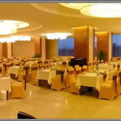 Muong Thanh Grand Ha Long Hotel 4* Номер Делюкс с различными типами кроватей фото 11