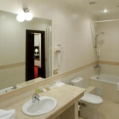 Rixwell Gertrude Hotel 4* Улучшенный номер с двуспальной кроватью фото 25