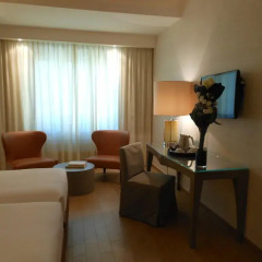 Отель Starhotels Michelangelo 4* Улучшенный номер с различными типами кроватей фото 14