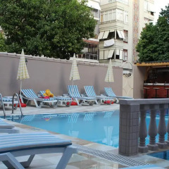 Diamond Hotel бассейн фото 2