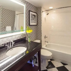 Hamilton Hotel Washington DC 4* Стандартный номер с различными типами кроватей фото 6