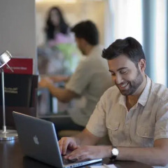 Отель Crowne Plaza Abu Dhabi Yas Island 4* Улучшенный номер с различными типами кроватей фото 6
