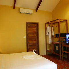 Отель Bauhinia Resort 3* Бунгало с различными типами кроватей фото 4