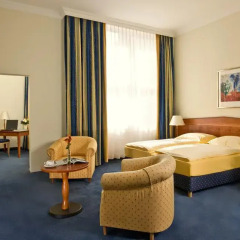 Отель Wyndham Garden Berlin Mitte 4* Стандартный номер с различными типами кроватей фото 6