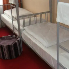 Гостиница Hostel 490 в Иркутске 12 отзывов об отеле, цены и фото номеров - забронировать гостиницу Hostel 490 онлайн Иркутск комната для гостей фото 4