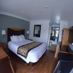 Отель Sunset Motel 2* Номер Делюкс с различными типами кроватей фото 9