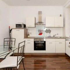Отель Downtown Suite в номере