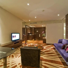 Отель Holiday Inn Shanghai Hongqiao West 4* Улучшенный люкс с различными типами кроватей фото 2