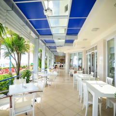 Iliria Internacional Hotel интерьер отеля