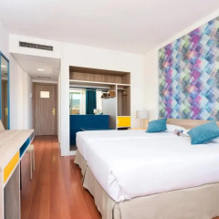 TRYP Guadalajara Hotel 4* Стандартный номер с 2 отдельными кроватями