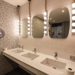 Fin Hostel Phuket пляж Ката ванная фото 2